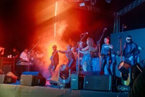 Erika Lane deslumbró en el opening del Playa Palmera Fest 2025 en Punta Cana