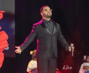 Darwin G deslumbra en los Latin Fashion Awards 2025