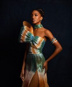 La Reina de los Mares by Luis Domínguez