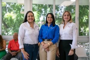 CEDI Mujer realiza jornada de vacunación gratuita en Santiago junto al Ministerio de Salud Pública