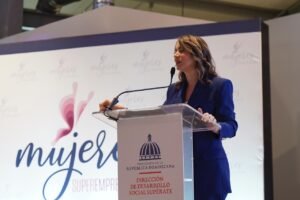 Dirección de Desarrollo Social Supérate gradúa 932 “Mujeres SUPEREmprendedoras”