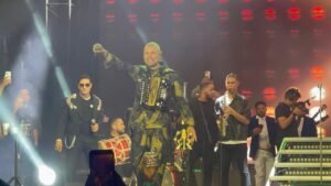 Raulín Rodríguez desborda emociones en dos noches históricas para la bachata en la Gran Arena del Cibao