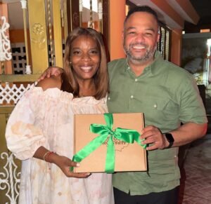 Diputado Carlos Pérez reconoce jóvenes en el Día Nacional de la Juventud Santo Domingo Norte