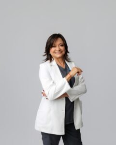 Dra. Dorka Jiménez revela la clave de una ortodoncia exitosa y libre de halitosis