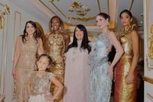 Giannina Azar inaugura NYFW con “Juliette”, moda y legado en favor de la niñez