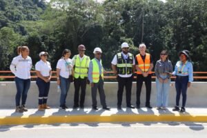 Urbanista influyente a nivel mundial visita destino ecoturístico Los Cacaos  