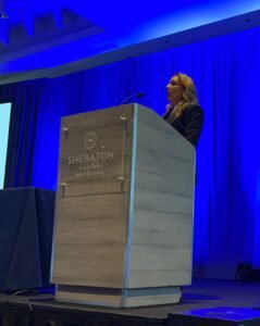 Especialista dominicana participa en histórico simposio entre Latinoamérica y Estados Unidos sobre vejiga hiperactiva