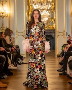 Rafael Rivero presenta desde Santiago a París su colección “Alta Moda”