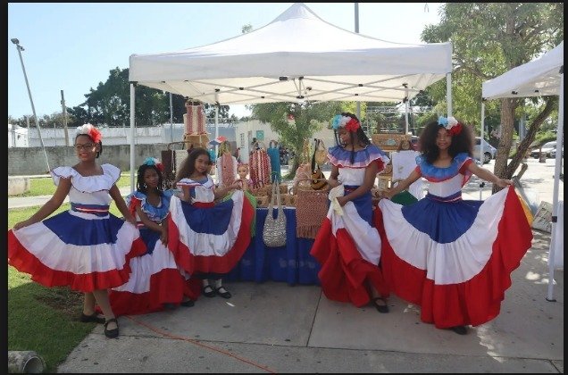 Tele Radio Norte celebra con éxito la Primera Feria de Microempresarios de SDN