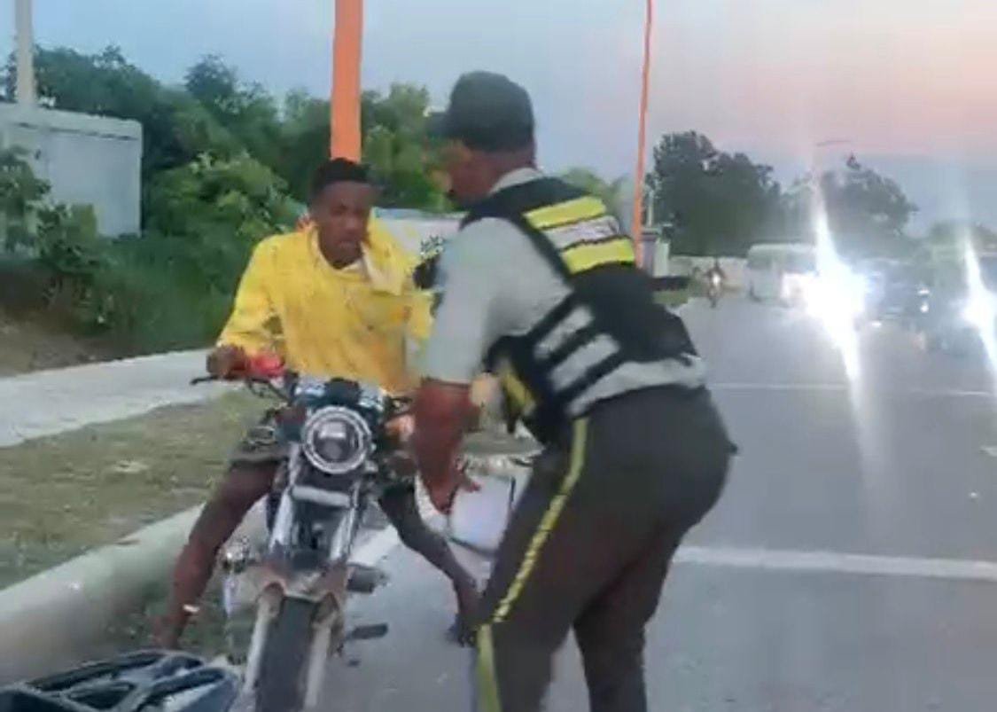 Imponen tres meses de prisión preventiva a conductor que agredió a un agente de DIGESETT en Barahona