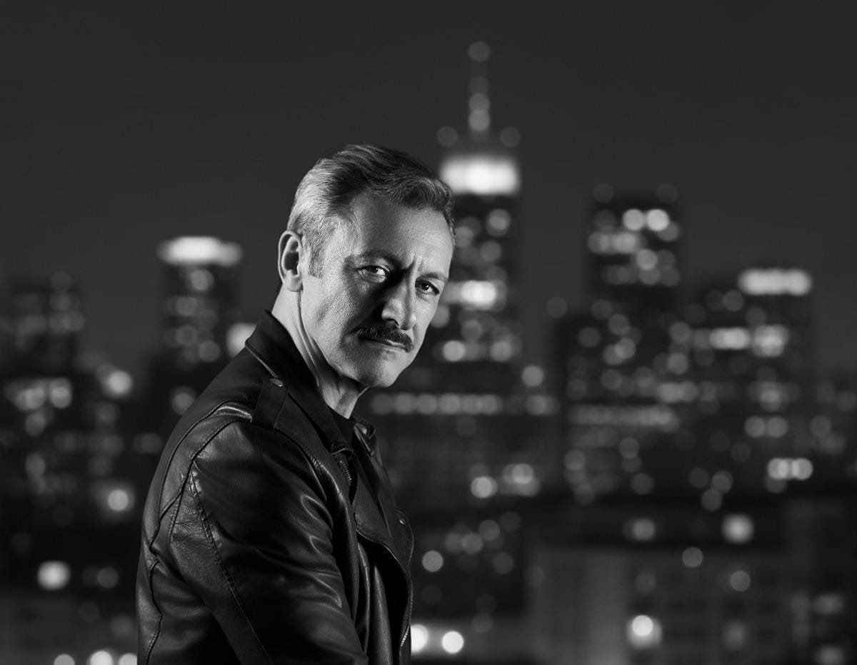 Vic Gómez cierra un 2025 de gran actividad artística y se proyecta con fuerza hacia el 2026