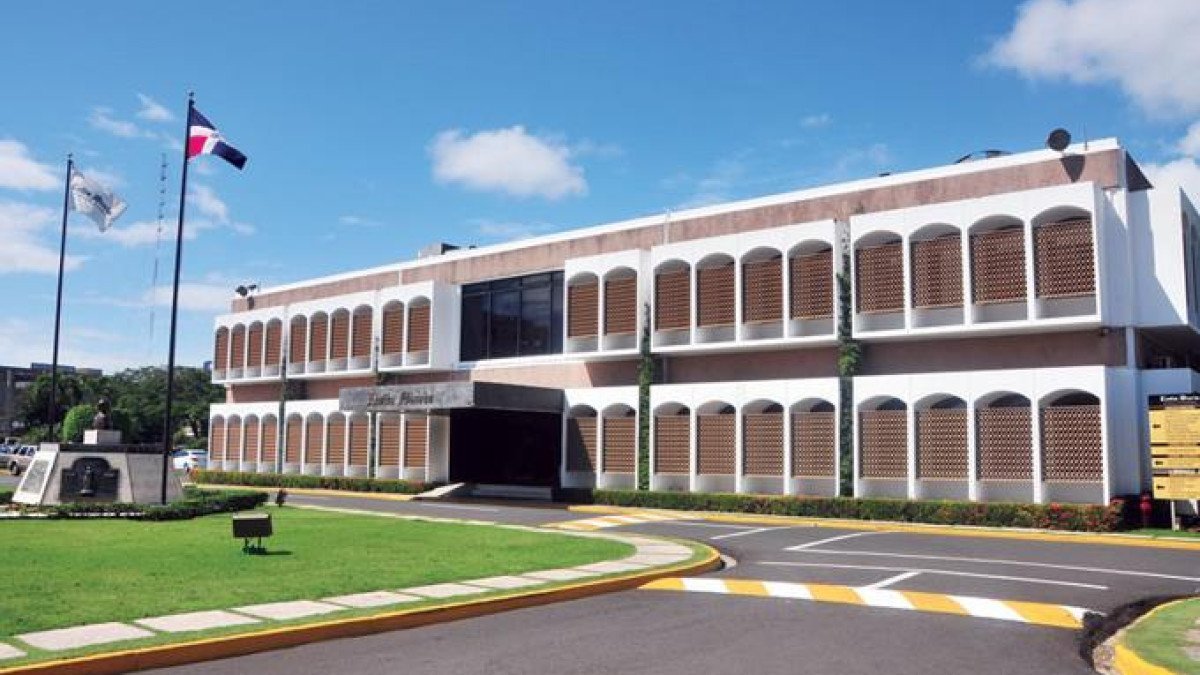 SNTP Distrito Nacional condena agresión a reportero del Listín Diario