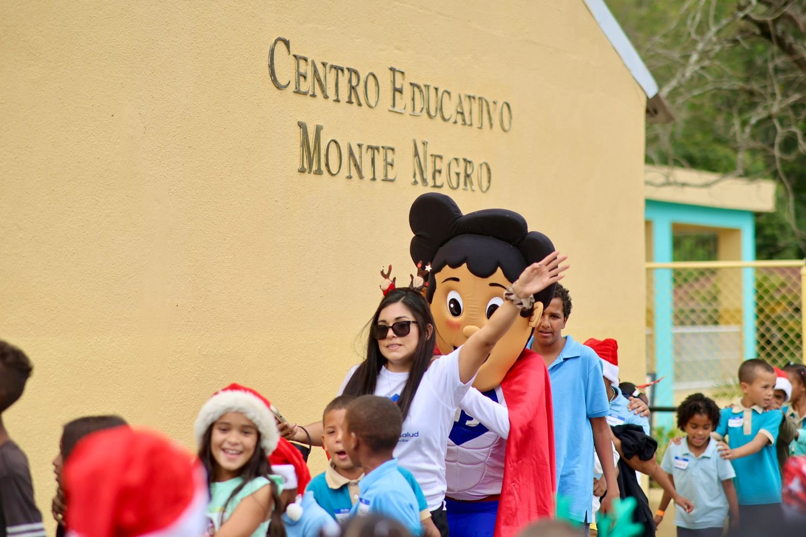 Fundación Héroes de la Salud reafirma su compromiso con comunidades de Rancho Arriba en su tradicional jornada de fin de año