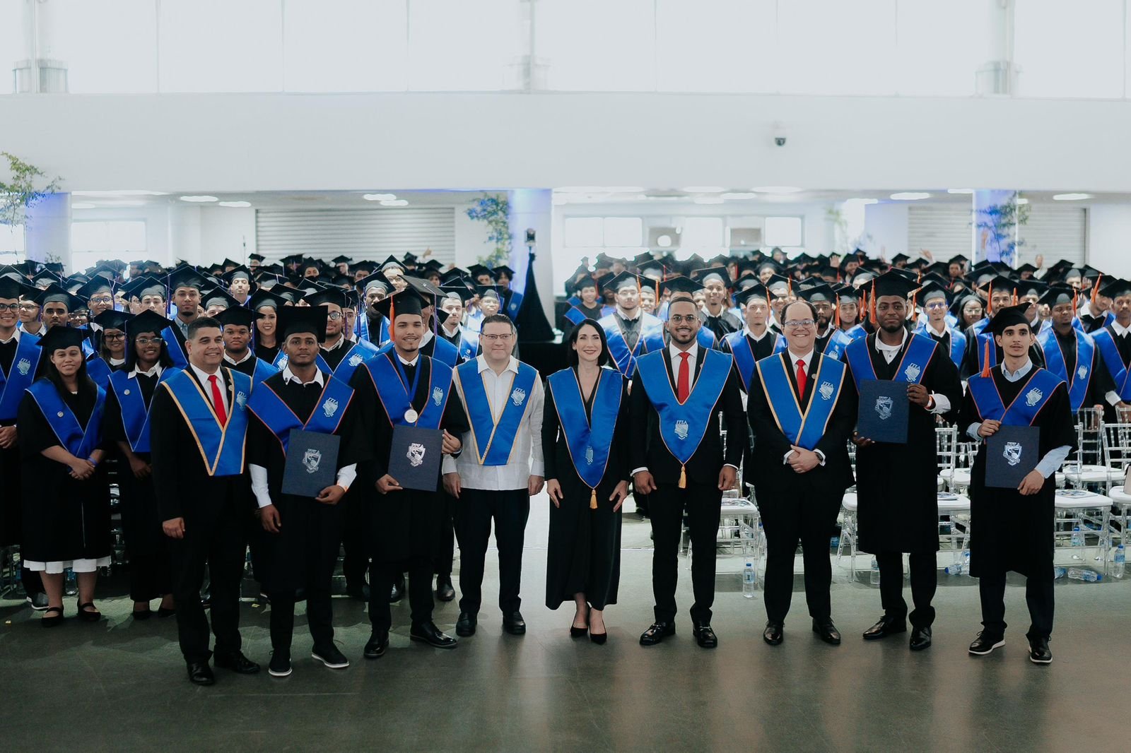 ITLA marca un hito en 2025 con récord histórico de graduandos, expansión nacional y liderazgo en innovación tecnológica