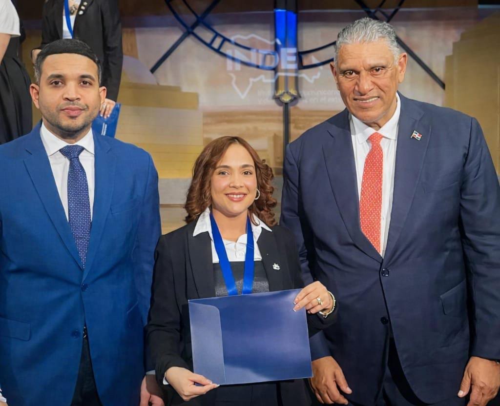 La dominicana Jessica Aquino es reconocida en NY por aportes a la diáspora