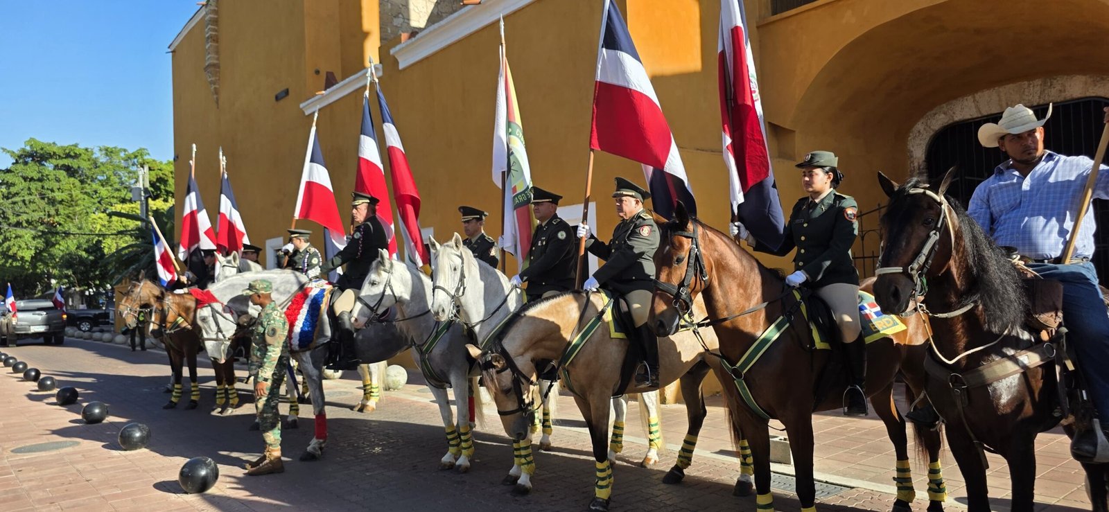 Instituto Duartiano inicia actos del natalicio del patricio con “Cabalgata por la Patria”