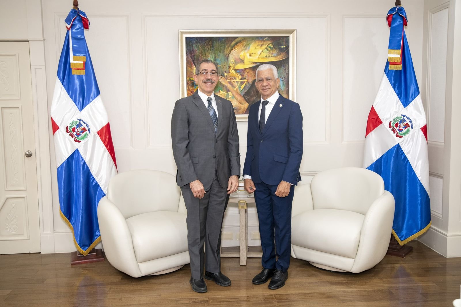 Asjana se reúne con el presidente del Senado para coordinar agenda de colaboración interinstitucional