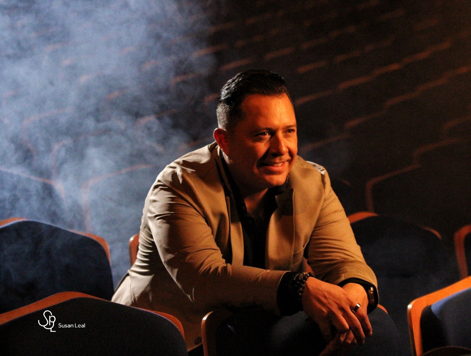 Astor Torres consolida su identidad artística con el lanzamiento de su canción “Decidido”