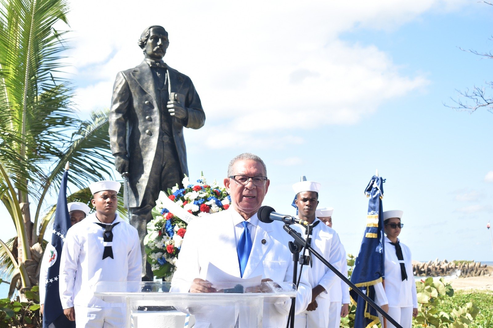 El Instituto Duartiano conmemora el 182 aniversario del regreso triunfal de Duarte