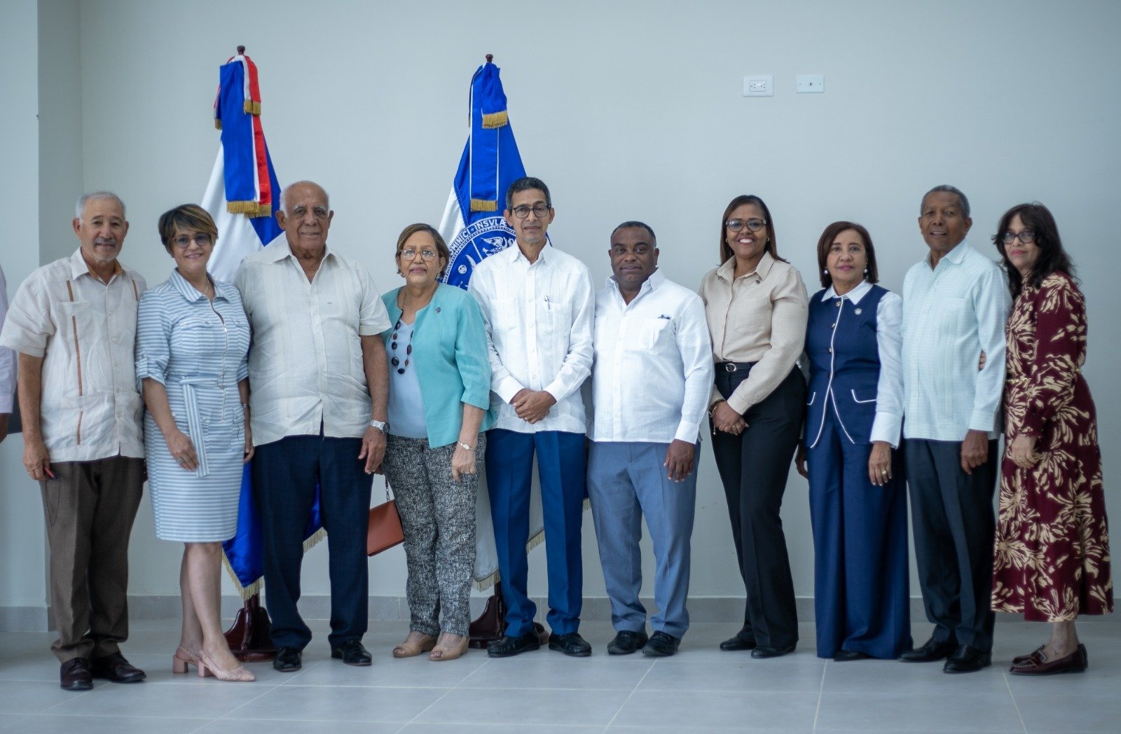Iván Rondón presentó el libro “RS100”, un homenaje a la memoria y al legado familiar