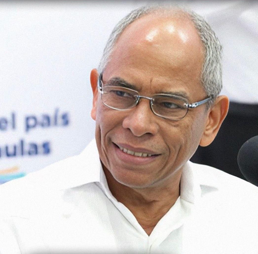 Vicepresidente ejecutivo de la OMSA niega irregularidades en licitación de autobuses