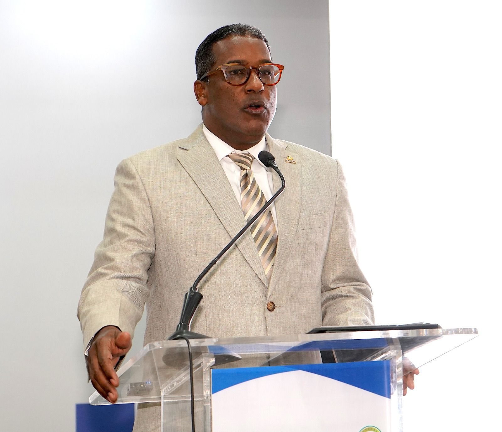 Agustín Burgos destaca carretera Tavera-Jarabacoa como símbolo de desarrollo y belleza natural»