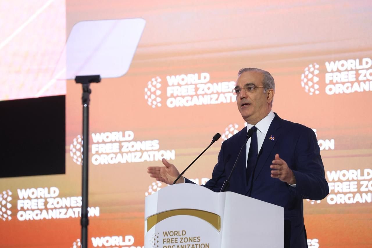 Presidente Abinader presenta a República Dominicana como una de las mejores decisiones de inversión del hemisferio en Congreso Mundial de Zonas Francas