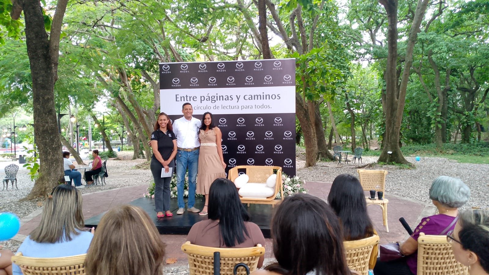 Grupo Mazda inicia club de lectura con el libro “Hábitos Poderosos” de Yajaira Paola Antonio