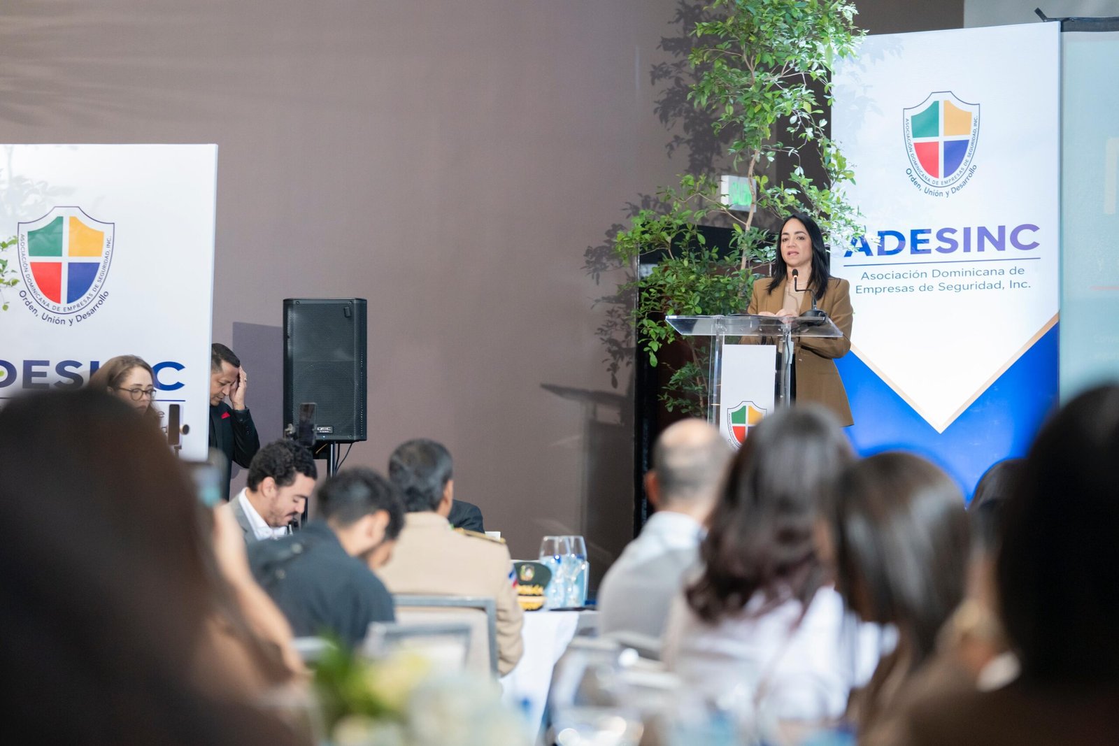 Adesinc resalta impacto económico y transformación del sector de vigilancia privada