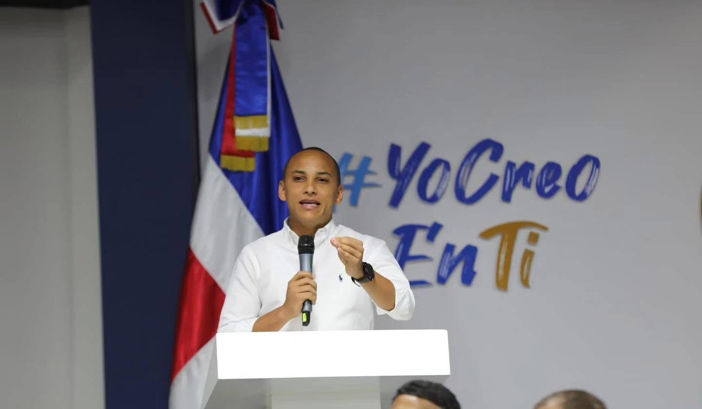 Joaquín Fernández destaca respaldo de las bases del PRM a David Collado y llama a fortalecer la unidad partidaria