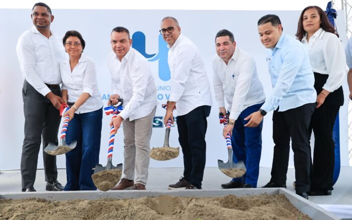 SNS entrega dos Centros de Primer Nivel e inicia remozamiento del Hospital Ramón Adriano Villalona en Dajabón