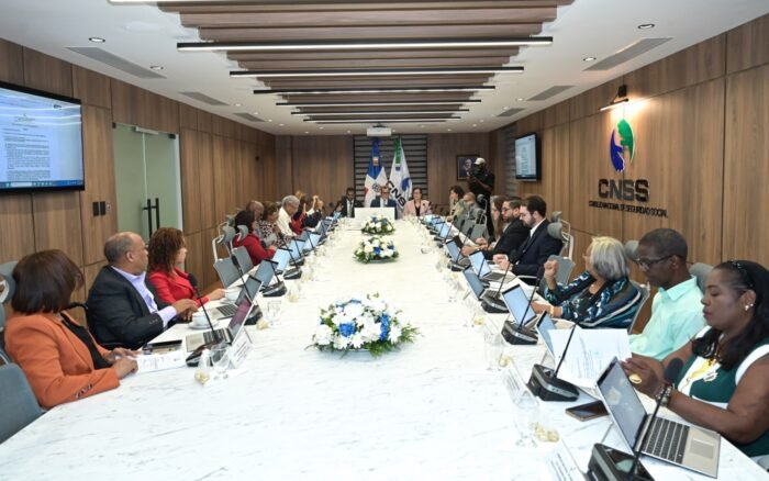 CNSS autoriza la distribución de más de RD$6,000 millones a favor de profesores con doble cotización