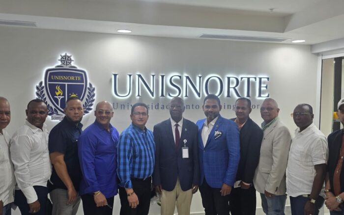 Comunicadores de Santo Domingo Norte conocen las instalaciones de UNISNORTE a través del programa «Voces con Futuro»