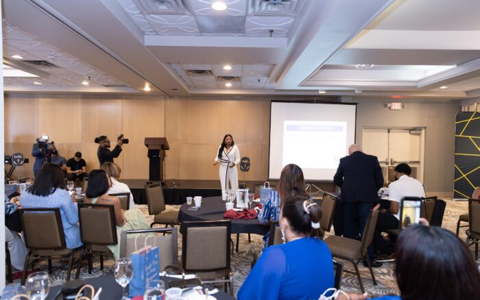 Cherry Tsompanellis fortalece el liderazgo empresarial hispano con una jornada de formación en Pensilvania
