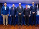 El economista Opinio Alvarez Betancourt presenta obra que recoge 40 años de pensamiento económico dominicano en la Universidad APEC