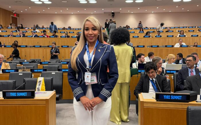 Empresaria dominicana Jennifer Rosario participa en la 20.ª Cumbre Internacional de Derechos Humanos