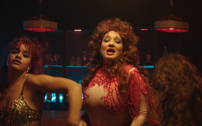 Mansión Herminia: el Cabaret donde la supervivencia se convierte en teatro