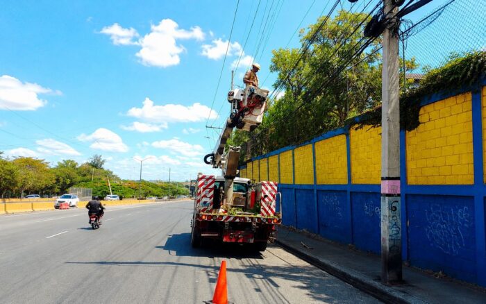 Edeeste inicia proyecto de RD$843 millones para transformar las redes de los circuitos 9 y 11 de Capotillo