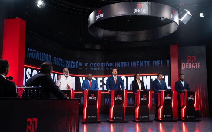 RD Debate aborda la problemática del tránsito; Juan Hubiere afirma “El problema del tránsito es la gente”