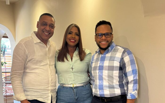 «Las aspiraciones no deben separarnos»: Pichardo impulsa café de unidad con Walkiria Medina y Jesús Peñaló en la C2