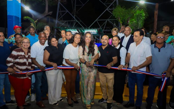 Alcaldesa Betty Gerónimo entrega primera etapa Boulevard de Buena Vista II