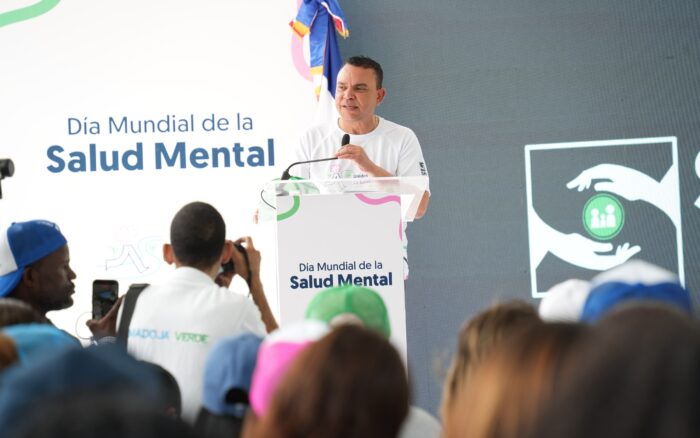 SNS realiza primera caminata por la salud mental y destaca aumento de camas para atención especializada