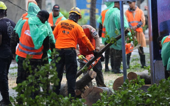 Defensa Civil mantiene activos protocolos ante efectos de vaguada sobre el país