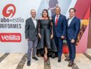 Grabo Estilo presenta las últimas tendencias en uniformes profesionales de Velilla durante desfile en Santo Domingo