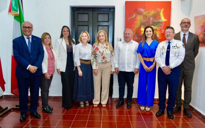 Embajada de Italia otorga becas a 20 agentes de POLITUR para fortalecer la atención a visitantes italianos